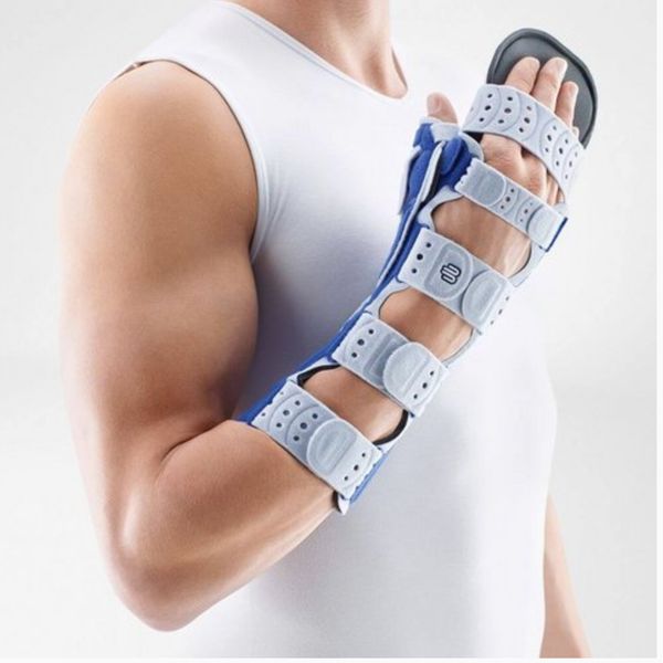 Bauerfeind ManuLoc Rhizo long Plus Completely immobilizing hand orthosis